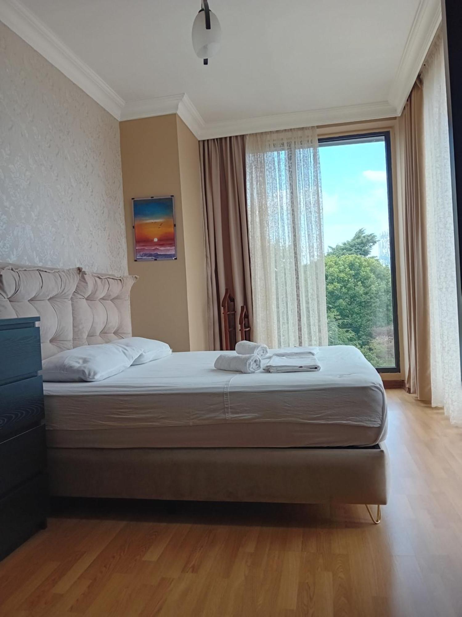 Apartment Chavchavadze 21 Batumi Eksteriør bilde